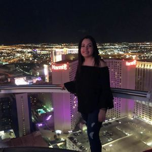 Meet your Posher, Daniela